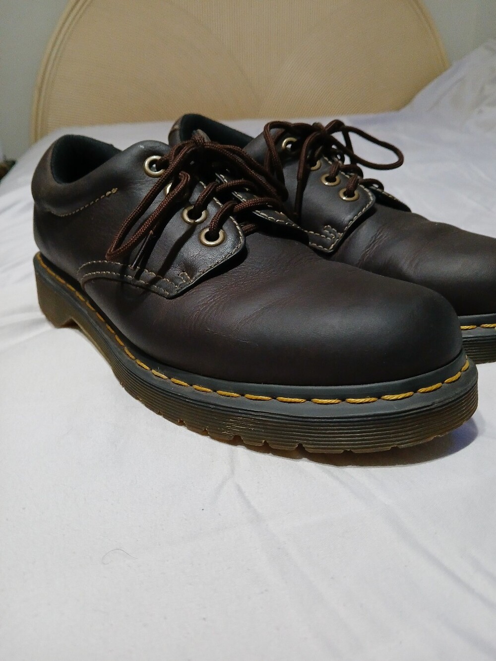 Vintage Y2K Doc Martens "Boston" 4-Eye Oxford  Men's Size 9, AW004, PC 10 K